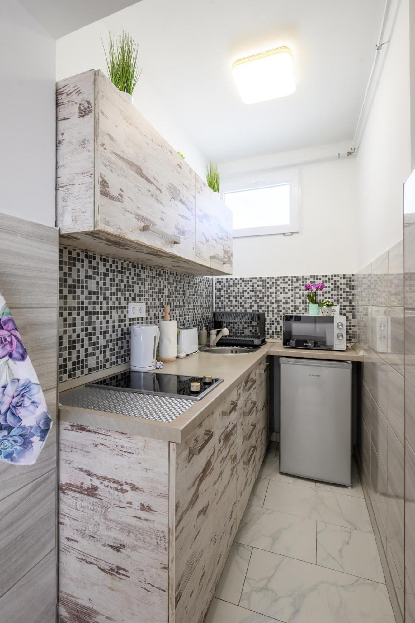 Hotel Koevirozsa Pihenohaz Demjén Exteriér fotografie